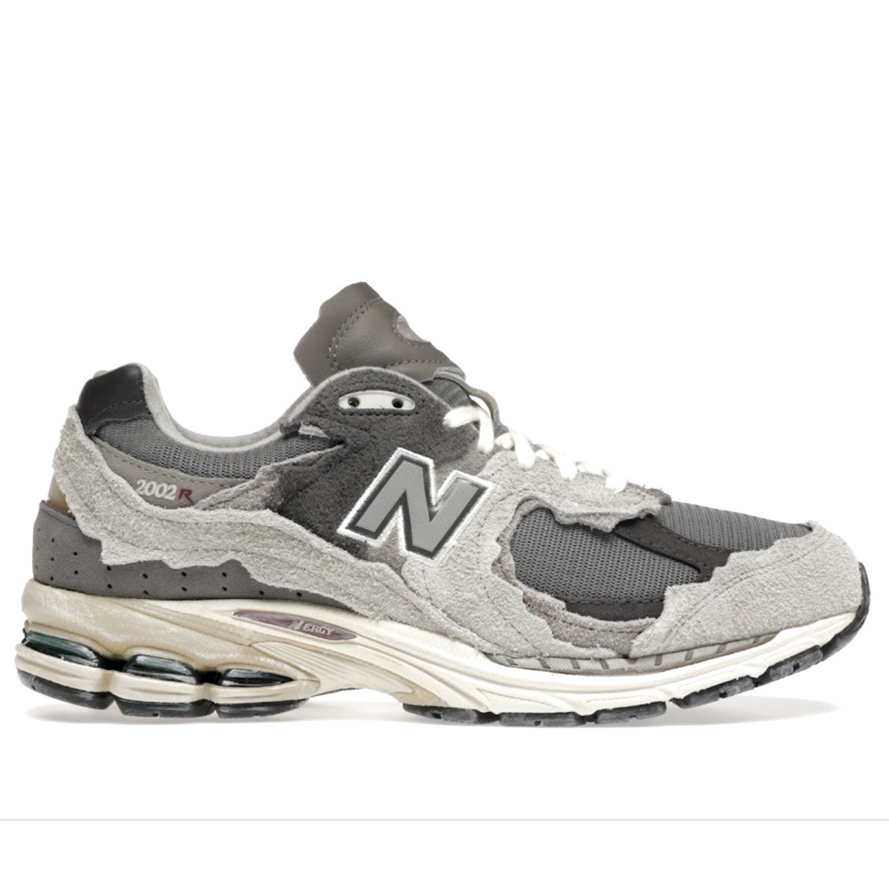 New Balance 2002R